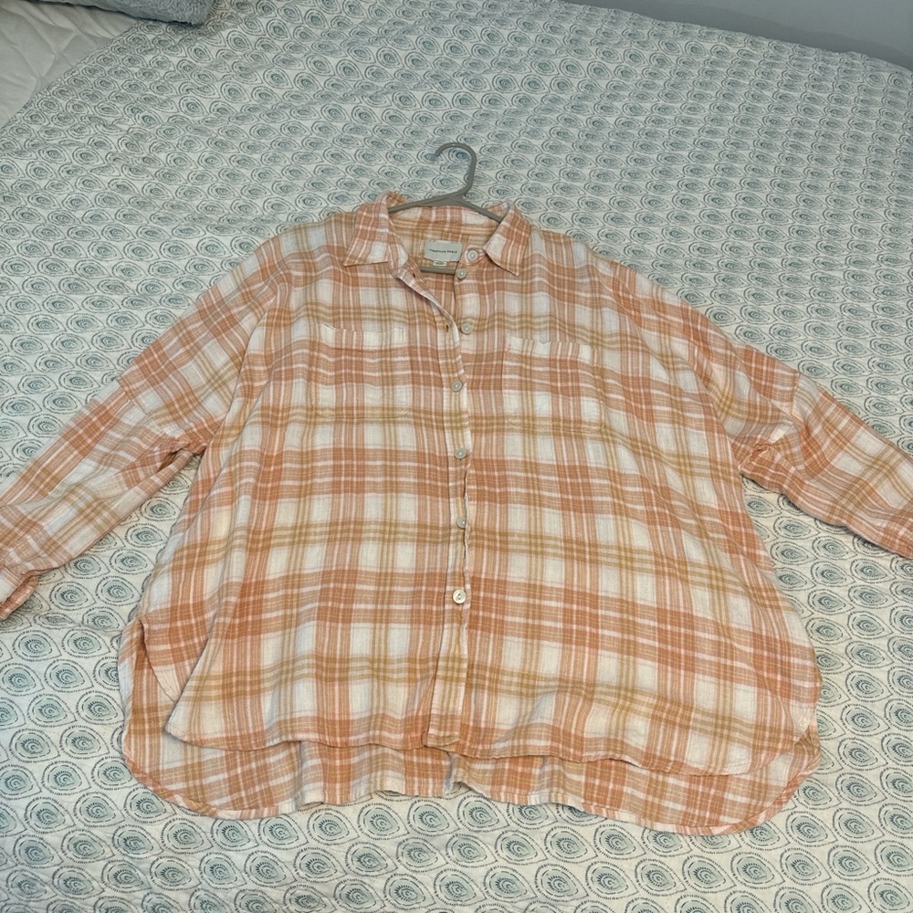 American Eagle flannel top